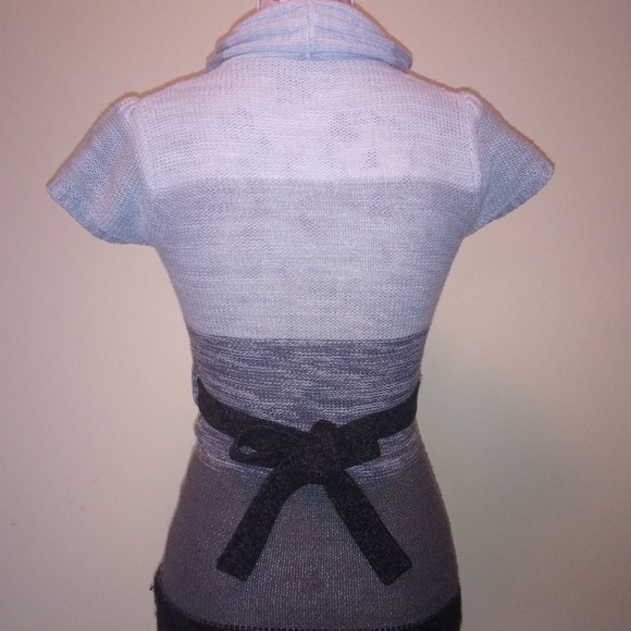 Winter Top - Picture 2 of 3